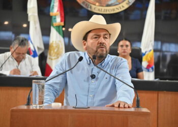 Propone diputado Venustiano Pérez frenar operativos arbitrarios contra vehículos polarizados y garantizar la aplicación correcta de la ley