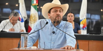 Propone diputado Venustiano Pérez frenar operativos arbitrarios contra vehículos polarizados y garantizar la aplicación correcta de la ley