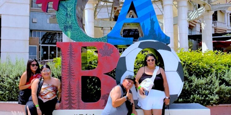 Invitan a disfrutar del Photo Opportunity de la estructura #CABO en la Marina de Cabo San Lucas