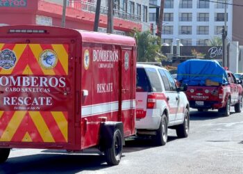 Bomberos de Cabo San Lucas concluyen envío de víveres en apoyo a familias de San José de Comondú