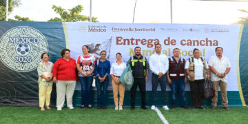 Entrega Ayuntamiento de Los Cabos cinco canchas de fútbol del programa Mundial Social