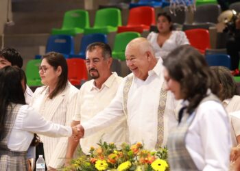 Educación, la mejor herramienta para seguir avanzando: VMCC