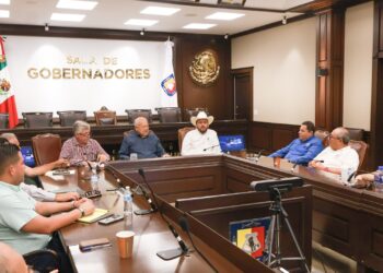 Gobierno de BCS impulsará comercialización del calamar de Mulegé para fortalecer la economía de las familias pesqueras