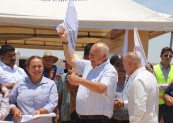 Inicia pavimentación de la carretera Bahía Asunción-Punta Prieta con inversión de más de 140 mdp