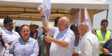Inicia pavimentación de la carretera Bahía Asunción-Punta Prieta con inversión de más de 140 mdp