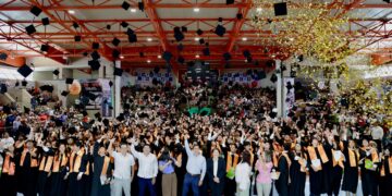  Egresan más de 3 mil estudiantes del CECYTEBCS en todo el estado