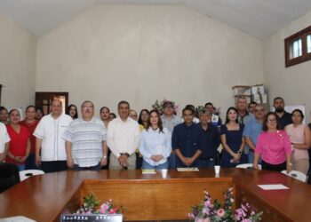 Capacita Gobierno de BCS a municipios en materia de transparencia 