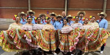Con encuentros académicos, deportivos y artísticos, normalistas reciben enseñanza integral