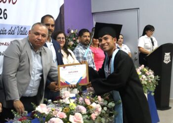 Egresan más de 500 nuevos docentesde las Escuelas Normales de BCS