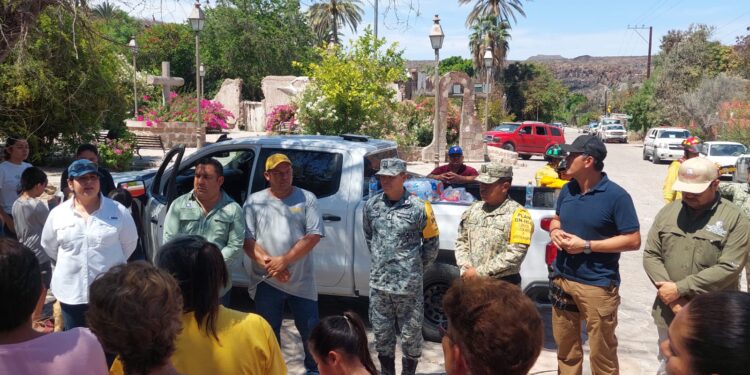 Gobierno del Estado atiende a familias afectadas por incendio en San José de Comondú