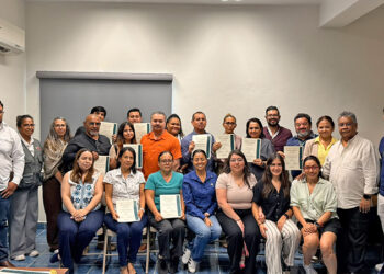 Capacita Salud Estatal sobre manejo clínico de pacientes con Dengue y Rickettsia