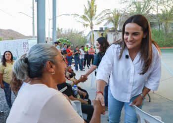 Atiende Ayuntamiento de La Paz a vecinos de Agua Escondida y El Cardonal