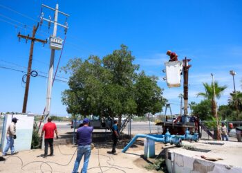 Vandalizan equipo de bombeo de OOMSAPAS La Paz; personal trabaja en la reparación
