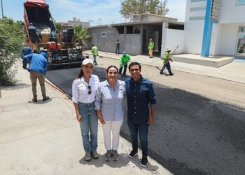 Avanza pavimentación de Villa Natalia en un 45%