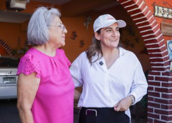 Verifica Gobierno Municipal tandeo de agua potable en colonia El Choyal