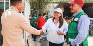 Gobierno de La Paz supervisa suministro de agua en el fraccionamiento Tutus