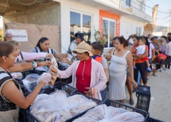 Familias de Mequites y Altos de Miranda reciben apoyos y atención directa del Gobierno Municipal