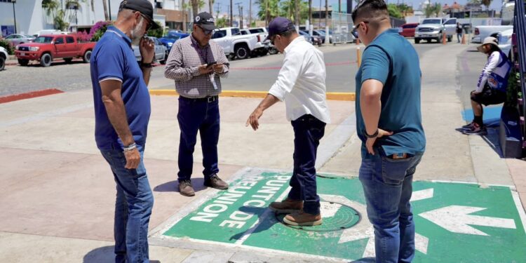 Supervisan infraestructura sanitaria y pluvial en la Marina de Cabo San Lucas para dar mantenimiento e implementar acciones preventivas