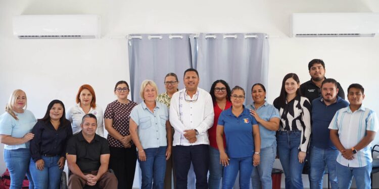 Socializan en municipios nueva Ley para Prevenir y Eliminar la Discriminación de  BCS