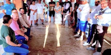 Autoridades municipales y estatales acuerdan acciones en beneficio de familias de la comunidad de La Playa