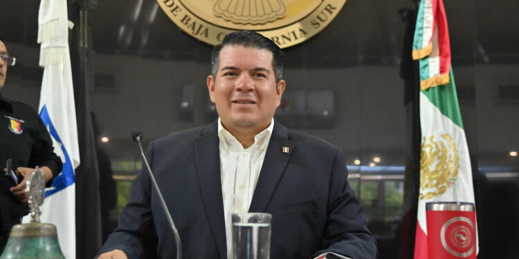Convocan por primera vez a la Conferencia de Legisladores y Alcaldes en BCS