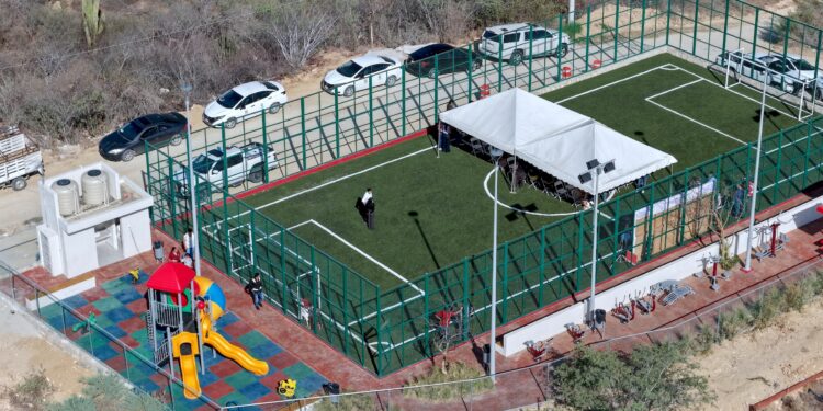 Con recursos del FAIS, XV Ayuntamiento de Los Cabos entrega dos nuevos parques en San José del Cabo