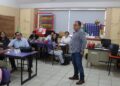 Analizan docentes de BCS regulación del uso de celulares en escuelas