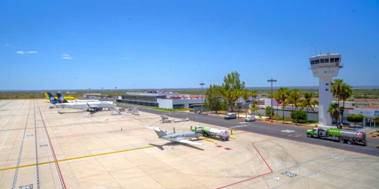 Aeropuerto de La Paz registra récord de pasajeros en julio
