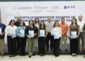 Entrega Subsecretaría de Administración 11 becas a personal del Gobierno del Estado