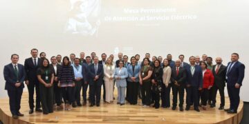 Coordina Gobierno del Estado con CFE acciones para fortalecer el suministro eléctrico en BCS