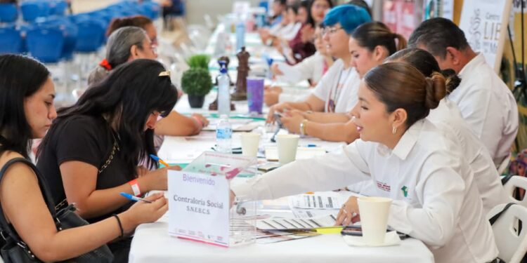 Convoca SNE a Feria Nacional de Empleo con más de 250 vacantes