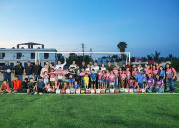 Construye Ayuntamiento de La Paz campo de fútbol en El Sargento con casi 4 mdp de recursos propios