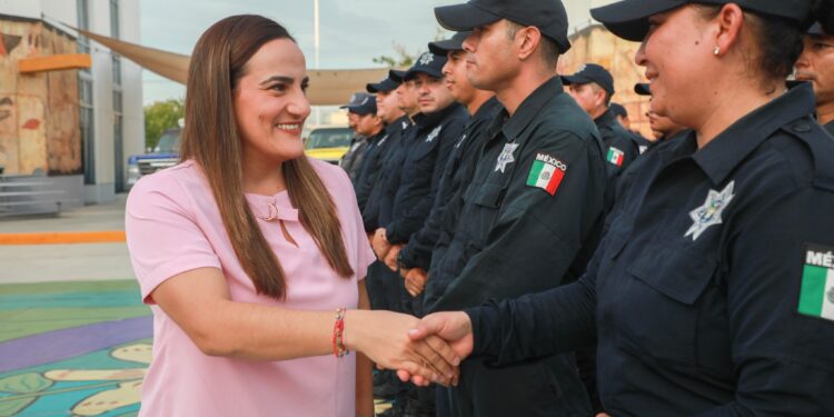 Gobierno de La Paz fortalece corporación de seguridad y vialidad con inversión de 11.9 mdp en uniformes y equipamiento