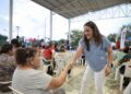 Atiende Ayuntamiento de La Paz necesidades de familias de Calafia con “Presidenta en tu Barrio”