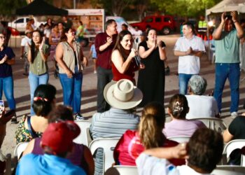 “Presidenta en tu Barrio” brinda 300 atenciones gratuitas en la colonia Ayuntamiento