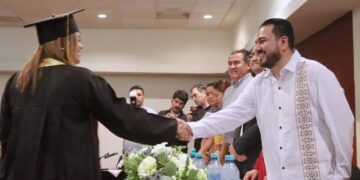 Refrenda Gobierno de Los Cabos respaldo a la educación como pilar del desarrollo municipal