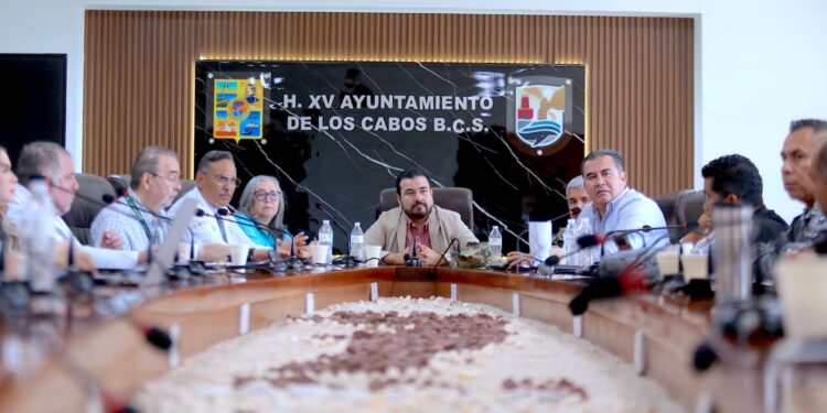 Mesa de Seguridad en Los Cabos acuerda ruta para mejorar respuesta ante emergencias