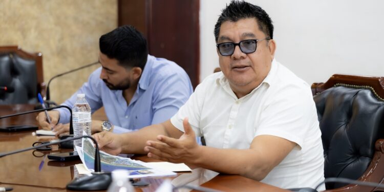Alista Ayuntamiento de Los Cabos reordenamiento de playa El Médano para mejorar movilidad y seguridad