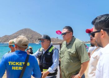 Refuerza XV Ayuntamiento de Los Cabos orden y seguridad en Zona Federal Marítimo Terrestre