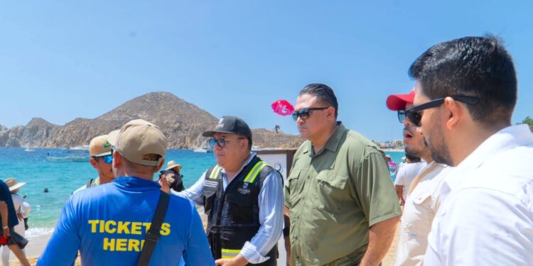 Refuerza XV Ayuntamiento de Los Cabos orden y seguridad en Zona Federal Marítimo Terrestre