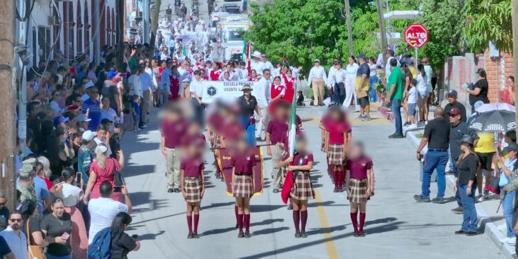 Conmemora XV Ayuntamiento de Los Cabos el 216º Aniversario de la Independencia de México con Desfile Cívico-Militar