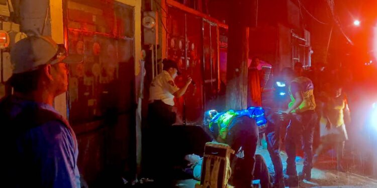 Atienden Bomberos de Cabo San Lucas seis emergencias durante tormenta eléctrica 