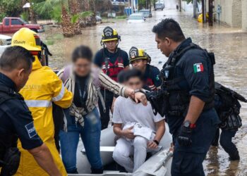Evacúan preventivamente a 170 personas de la UMF No. 6 del IMSS en San José del Cabo