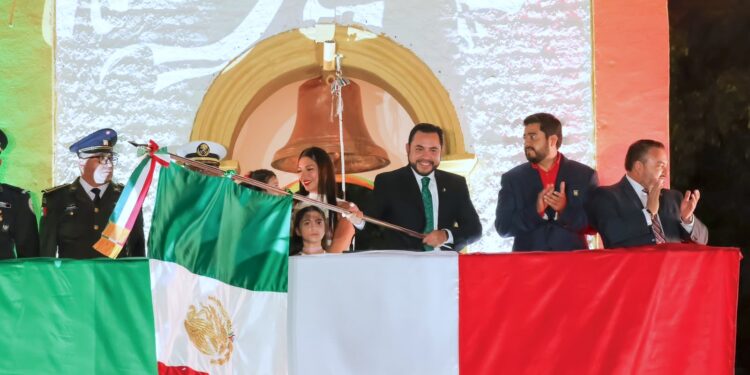 Christian Agúndez une a Los Cabos en un solo Grito: ¡Viva México!