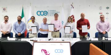 Vincula CECyTE BCS formación estudiantil con el sector empresarial