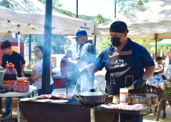Invita SETUE a celebrar el mes patrio en el Mercado Ranchero de San Antonio