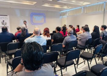 Capacita Comisión para Prevenir y Erradicar la Trata a personal de salud y del Pentathlón en BCS