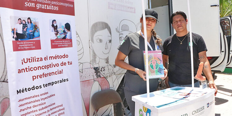 Salud estatal brinda orientación para prevenir el embarazo adolescente