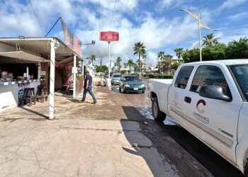COEPRIS suspende venta de alimentos en bulevar Agustín Olachea de Ciudad Constitución