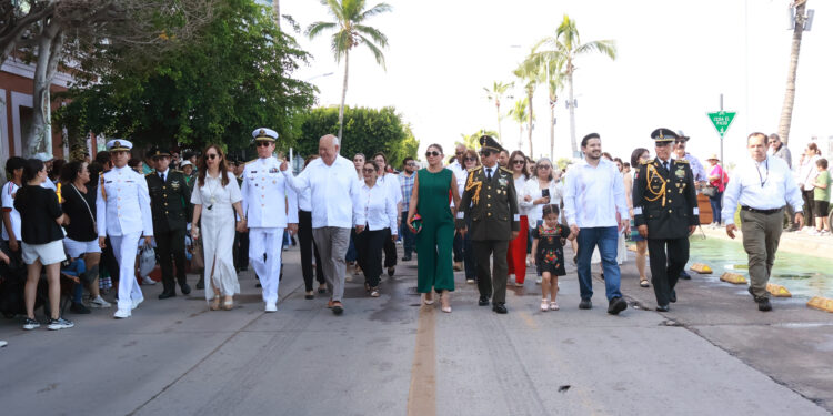 Refrenda Gobernador valores de identidad nacional en el 216 aniversario del inicio de la Independencia de México